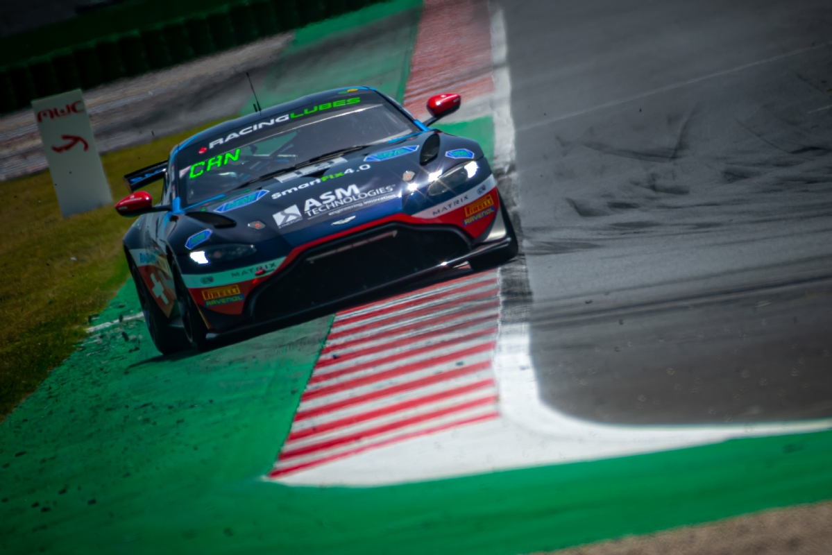 GT4 European Series 2022, Tom Canning and Akhil Rabindra